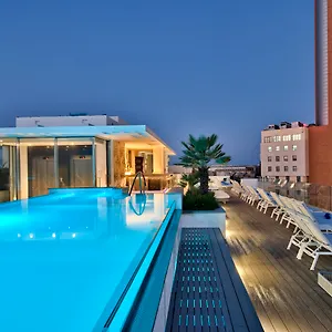 https://valentina.hotelssaintjulians.com