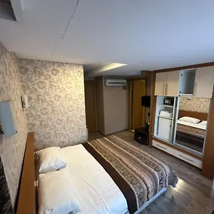 Bc Burhan Cacan & & Cafe Hotel Istanbul